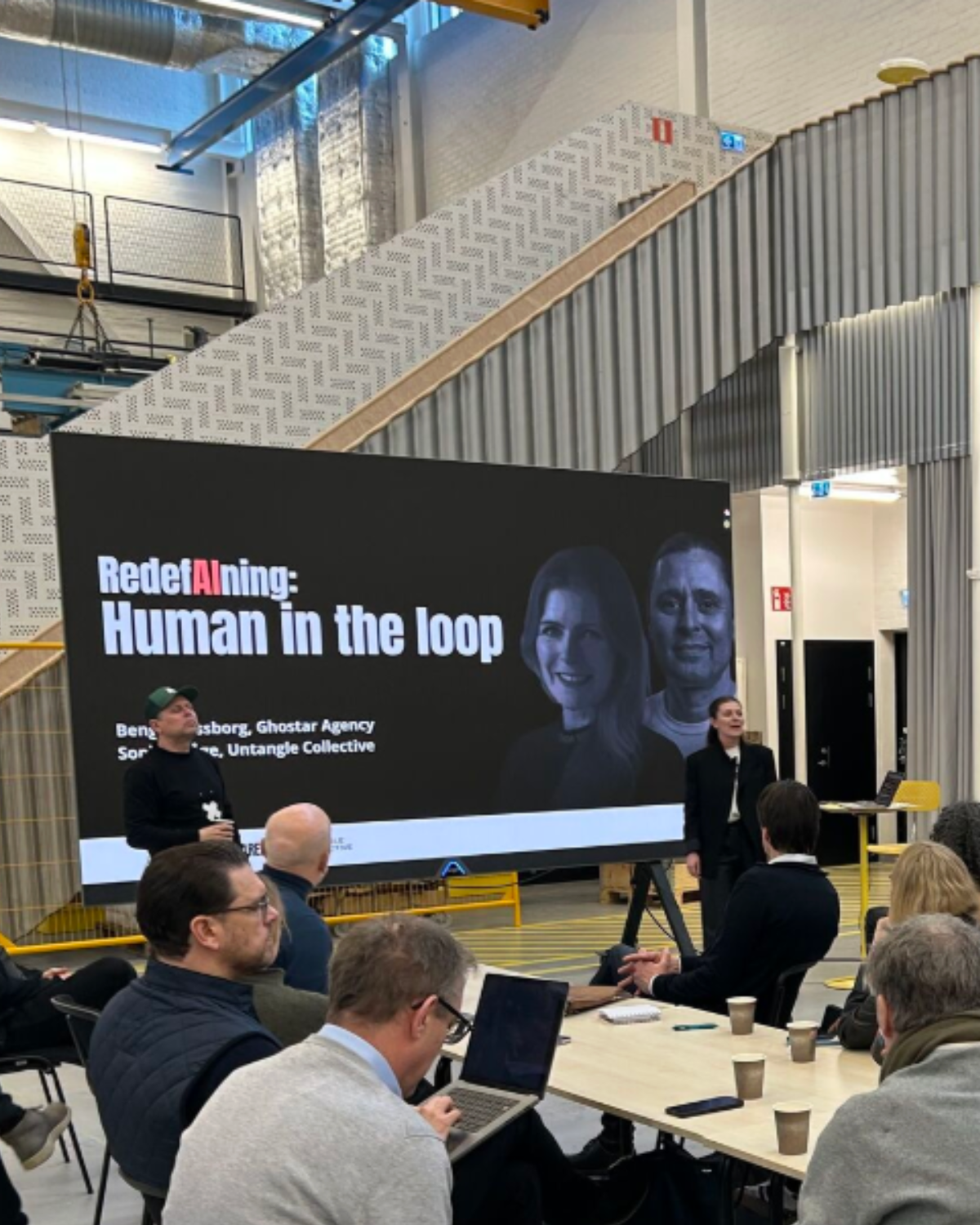 Sophia Båge presenting Human in the loop at an AI BAREN session.